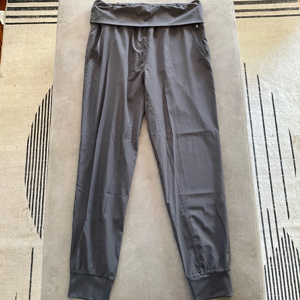 Fabletics joggers - Picture 2 of 5